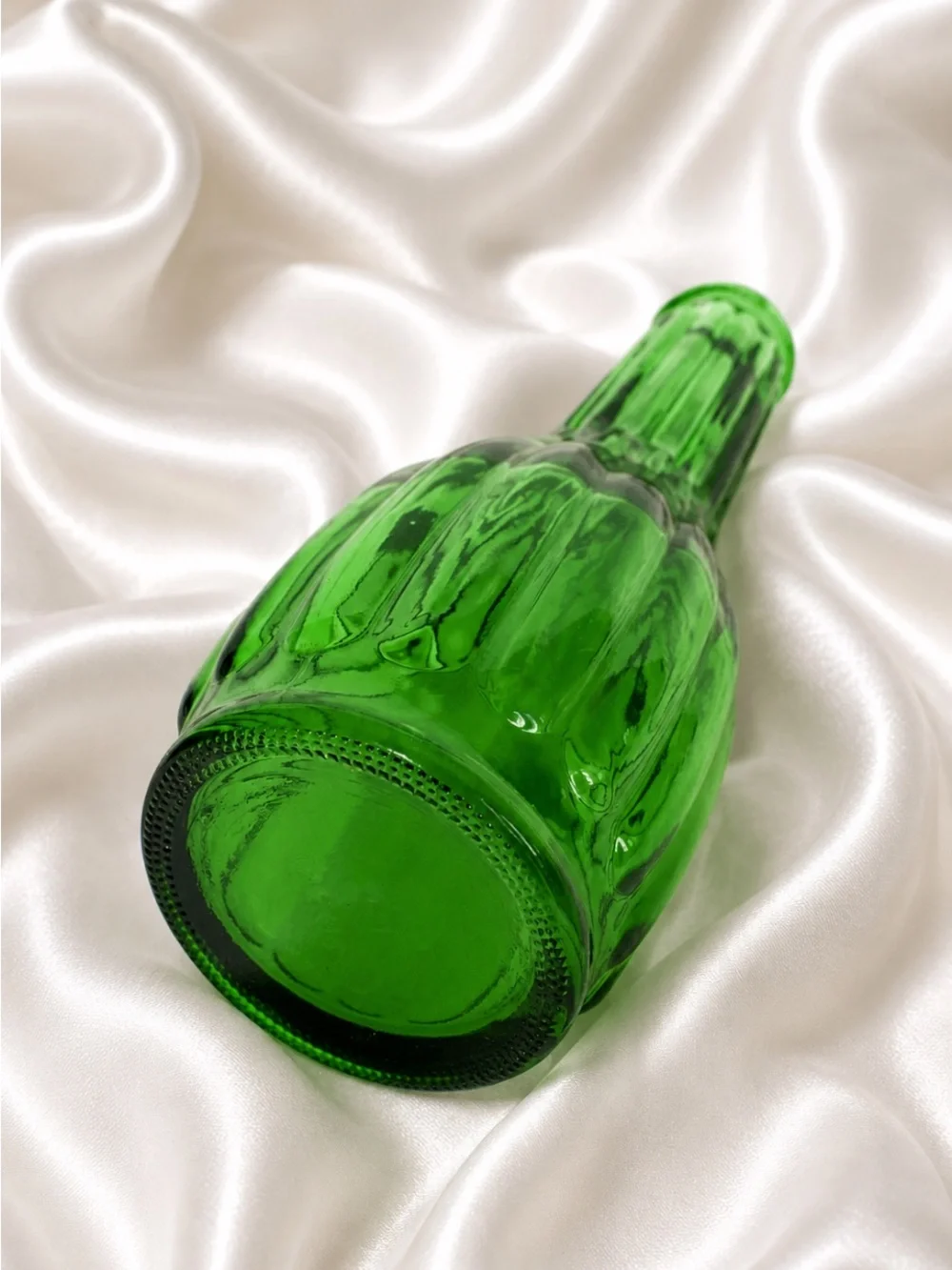 Emerald Green 